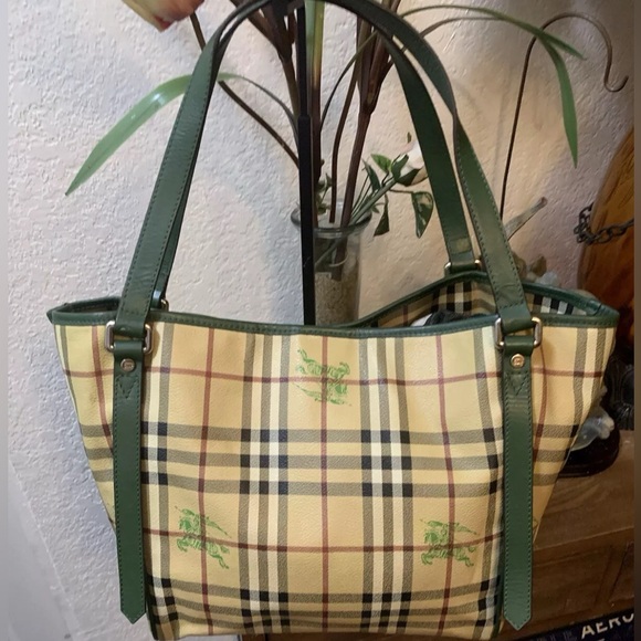 Handbags - Burberry Canterbury Haymarket Check Tote Bag w/ Green Accents EUC